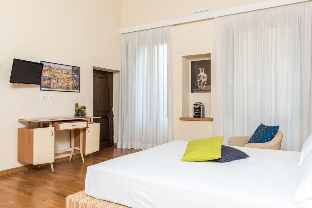 לצ'ה Suite Palace Castromediano מראה חיצוני תמונה