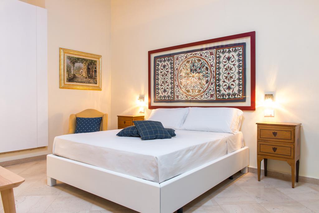 לצ'ה Suite Palace Castromediano מראה חיצוני תמונה